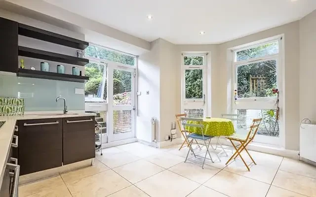 West Heath Road, London, NW3 7UR 3