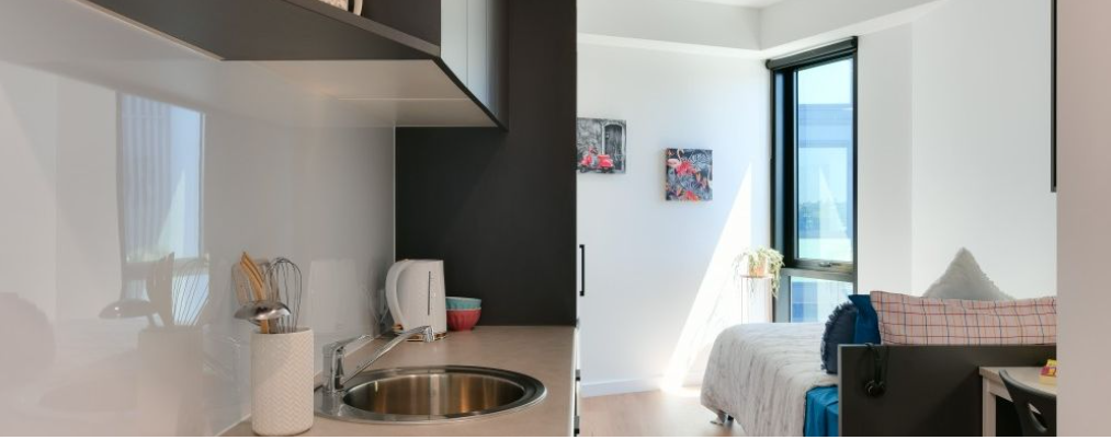 Studio Long Riverview