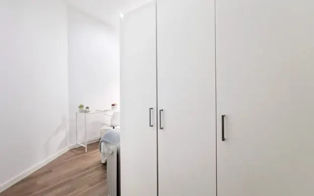 Appartamento minimalista a Madrid, Calle Valencia 1