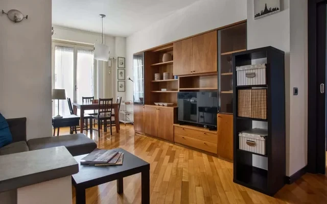 Attractive 2-bed flat near CityLife 3