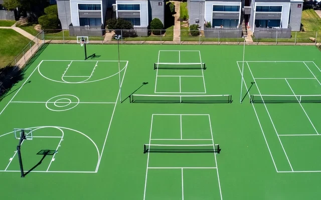 Tower Park Apartment - College Station student accommodation - Basketball Court