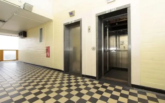 apartment near Withy House, Globe Road 1
