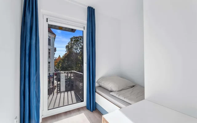 Reduced Rent - Fully furnished studio with balcony - Nearby HTW University 1