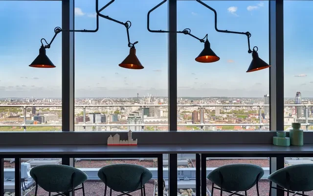 Elephant & Castle 4
