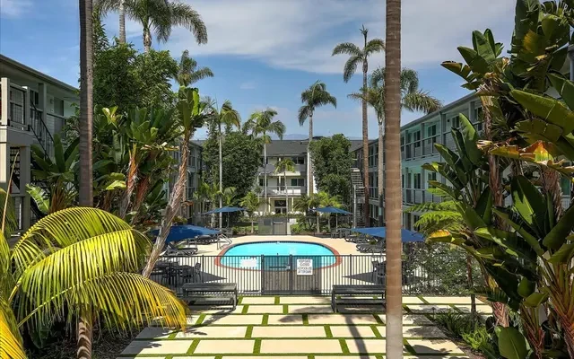 One Mosaic Apartments 3