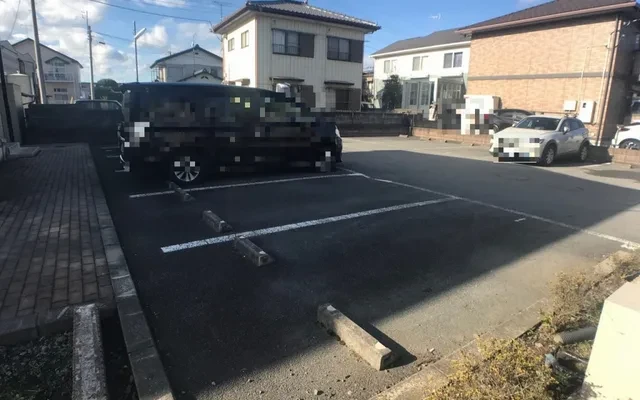 レオパレスグローリア 1