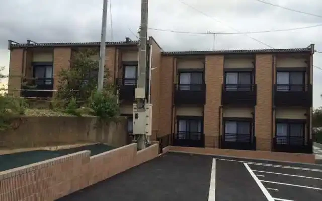 レオネクストヒルズバン 0