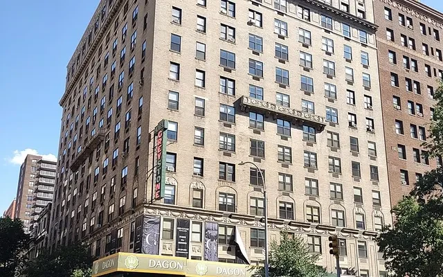The Greystone 0