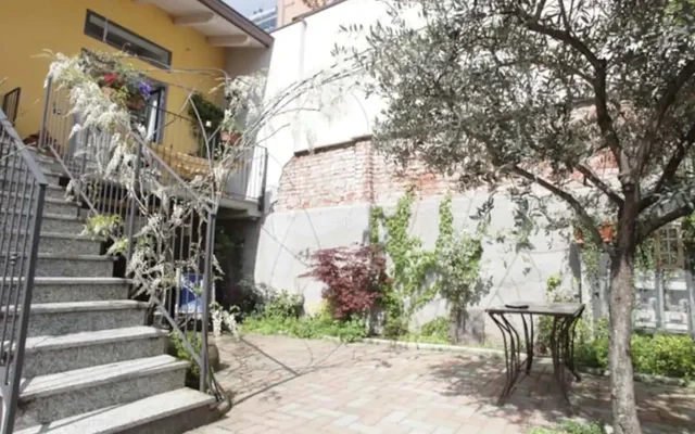 Apartment in Via Eugenio Villoresi, Milano for 75 m² with 2 bedrooms 2