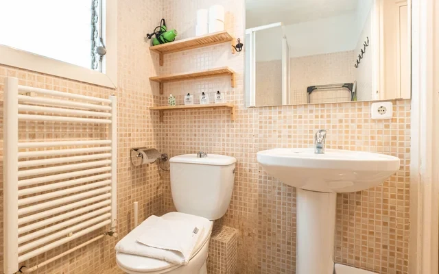 Amazing 4 bedroom flat right in Eixample, fully equippedavessera de Gracia 3
