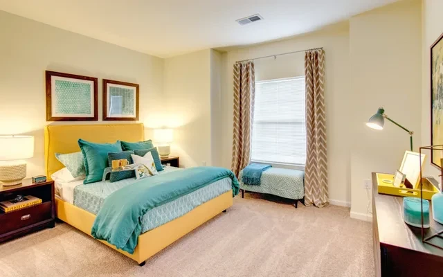 Crowne Polo 2