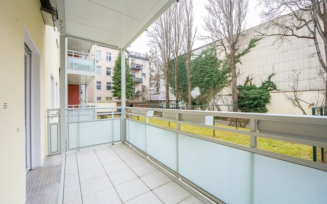 Shared Apartment near Nestroystraße, Munich 1
