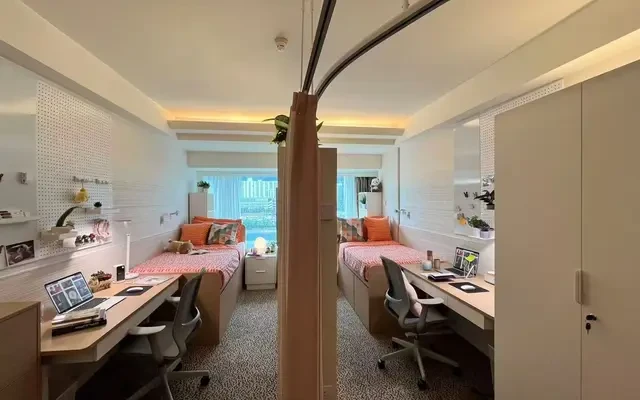 Aspire House - Regal Riverside Hotel 4