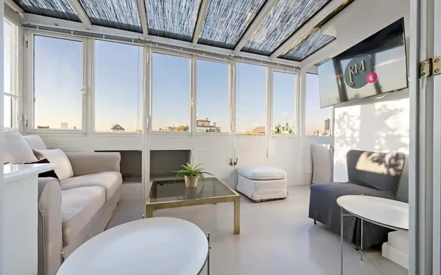 Skyline Jacuzzi Suite 360°- SunriseToSunset 4