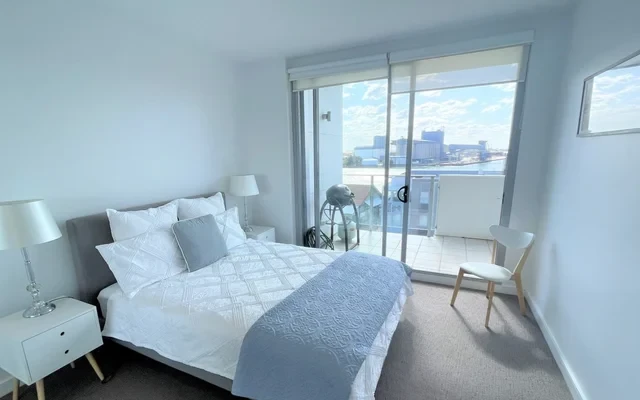 605/4 Honeysuckle Drive 2