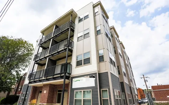 106 E. Armory St Champaign IL - Champaign student accommodation