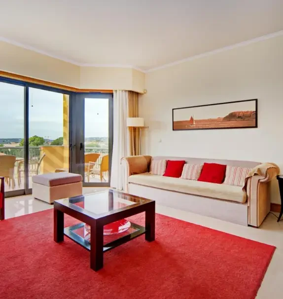 apartment near Avenida dos Descobrimentos
