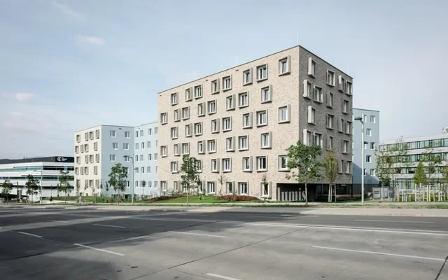 Lumis Vienna 1