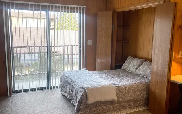 Crestview Apartments 1