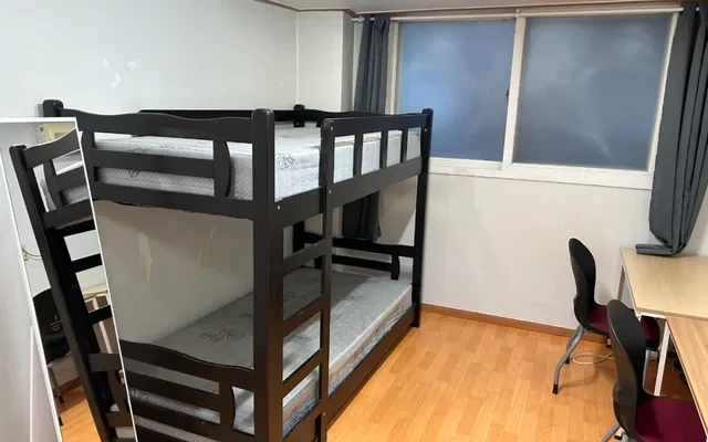 Sinchon No.7 Apartment 1
