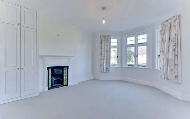 Woodside Avenue 4
