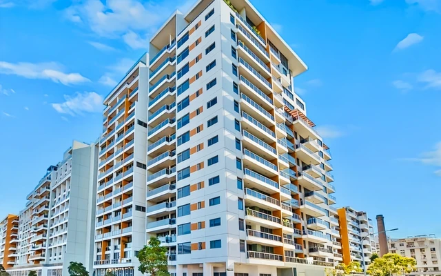 2 Lachlan St 0