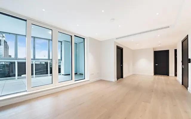 Cascade Court, Sopwith Way, London, SW11 8AZ 0