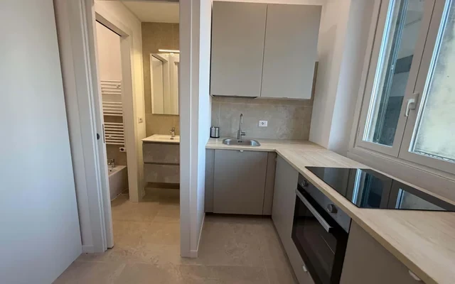Apartment in Via Treviglio, Milano for 20 m² 0
