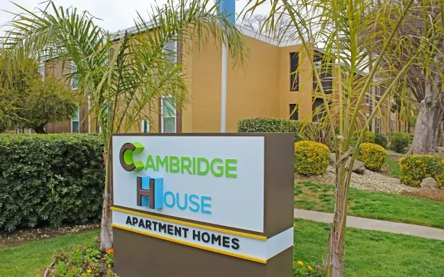 Cambridge House Apartment Homes 1