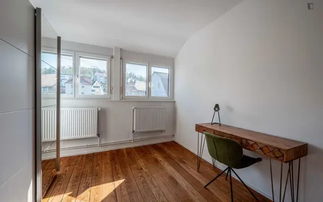 Tidy single bedroom in Feuerbach 1