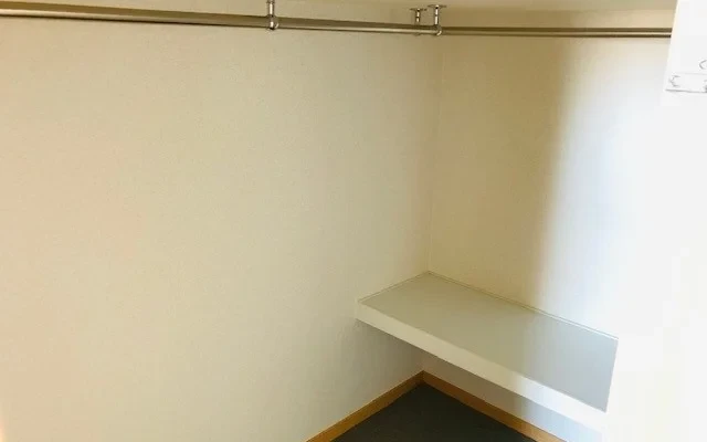 レオパレスMILFORD - Utsunomiya student accommodation - 402号房间(带独立厨房)