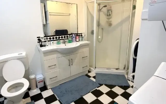 105 Albert Street - Auckland student accommodation - Room 2 - at 11F