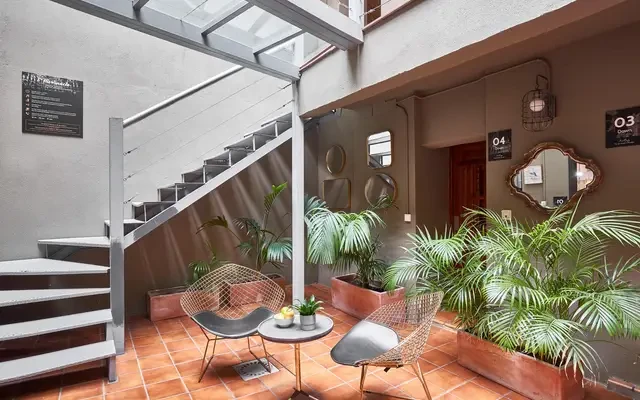 studio in El Raval 3