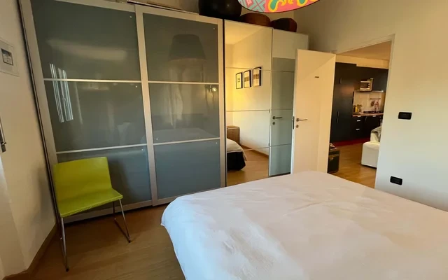 Appartamento in Via Legnone, Milano 3