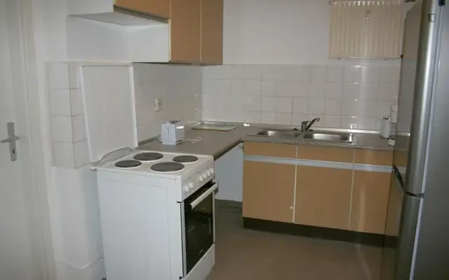Neat single bedroom in Moabit - Berlin student accommodation - Single bedroom