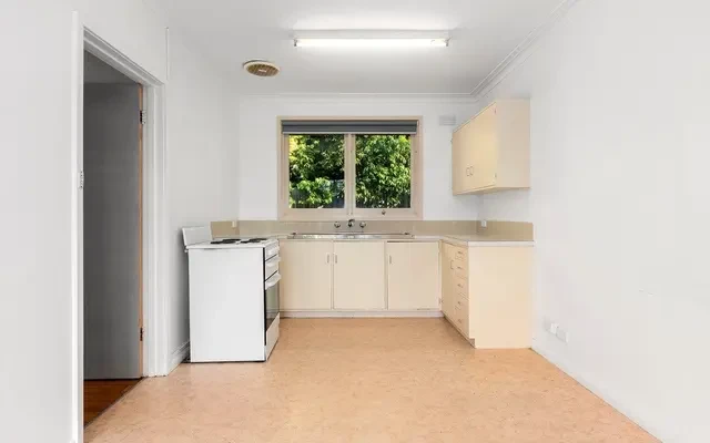 3/5 Wenwood Street, Ringwood East 2