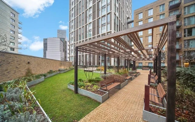 LH-East Village — Asteria House – Studentenunterkunft in London