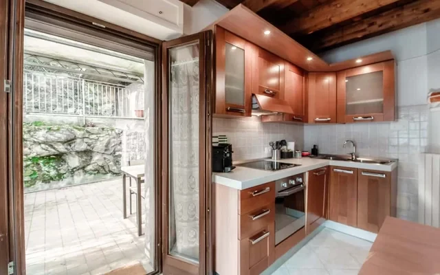COMO SWEET LIFE APARTMENT 4