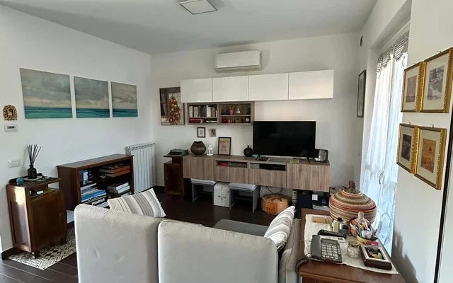 Apartment in Via Cariati, Roma for 80 m² with 2 bedrooms 2