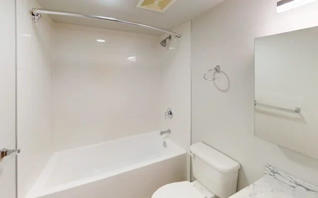 2183 West 44th 2