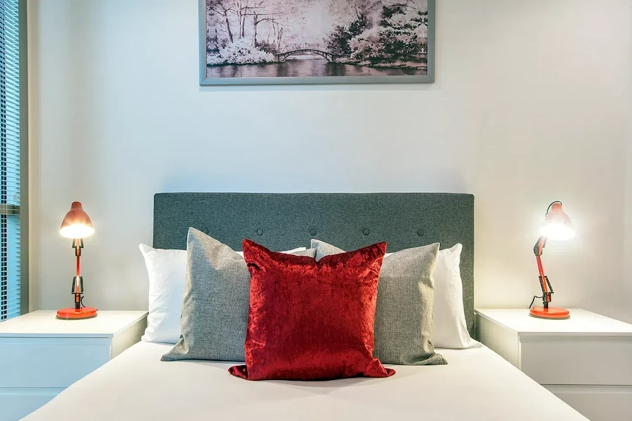 Heathrow Lodges