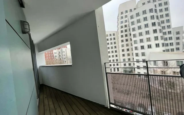 Bruckenstrasse 4