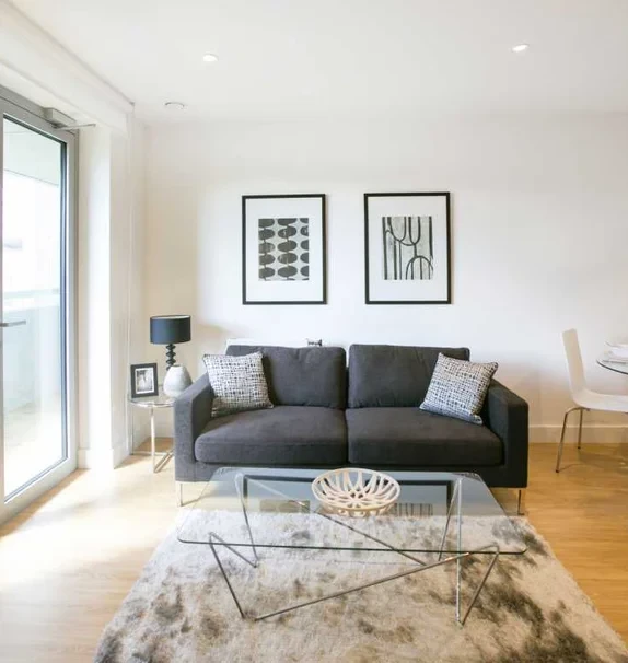 LH-Fizzy CanningTown