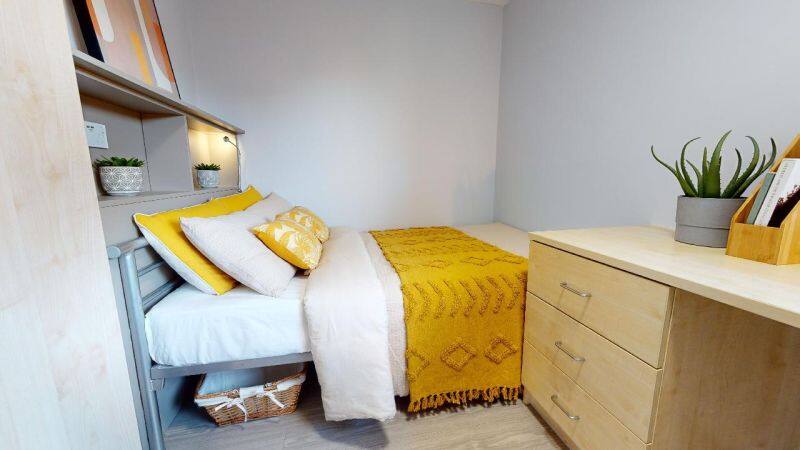 Copper En Suite (Accessible)