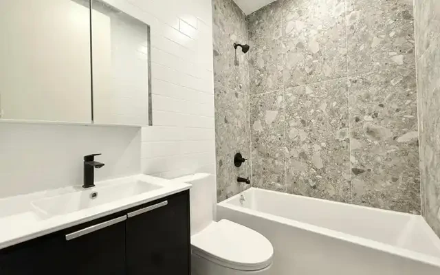 980 Kent Avenue, Brooklyn - ニューヨークの学生向け宿泊施設 - 5 bed 2 bath