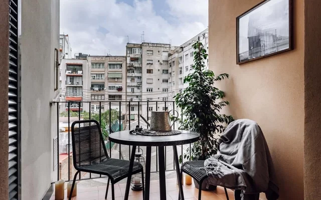 Biescas - 1 bedroom in Eixample Esquerra 0