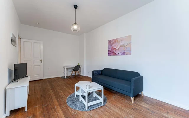 Two Room Apartment 4
