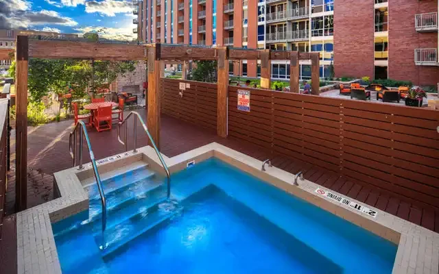 Lucky Apartments 4