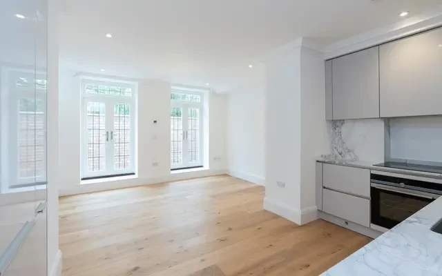 Beltwood Park, Sydenham Hill, London, SE26 6TH 0