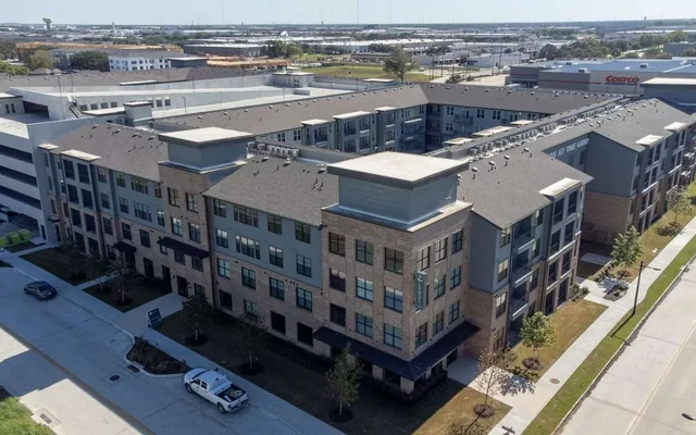 Lenox at the Grid - Stafford TX student accommodation
